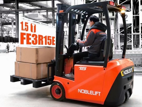 FE3R15E諾力1.5噸三支點(diǎn)平衡重式叉車(chē)