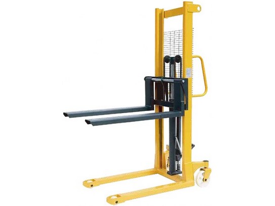 2噸C形鋼手動(dòng)堆高車